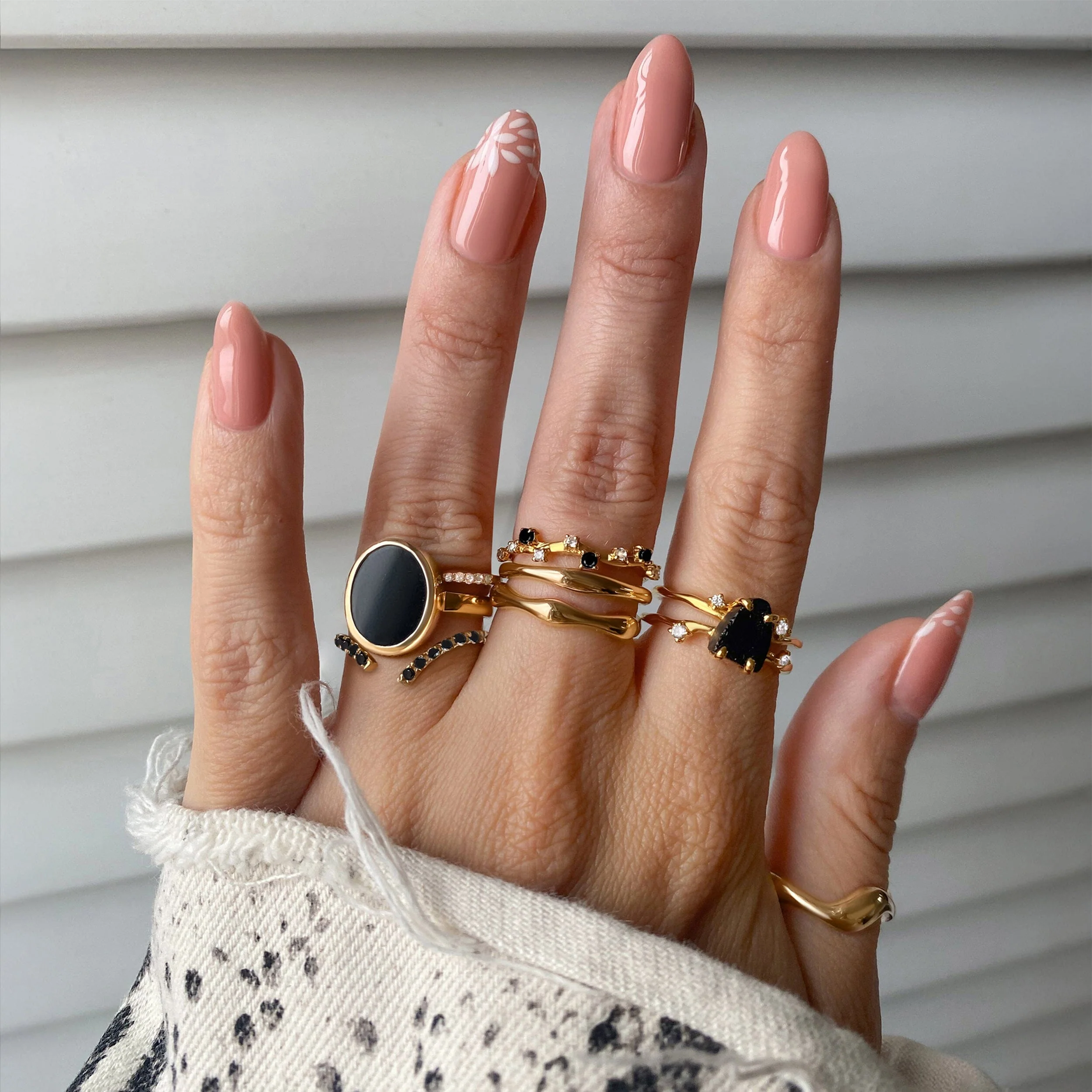 Black Obsidian Flow & Stardust & Waves Rings - Image 6