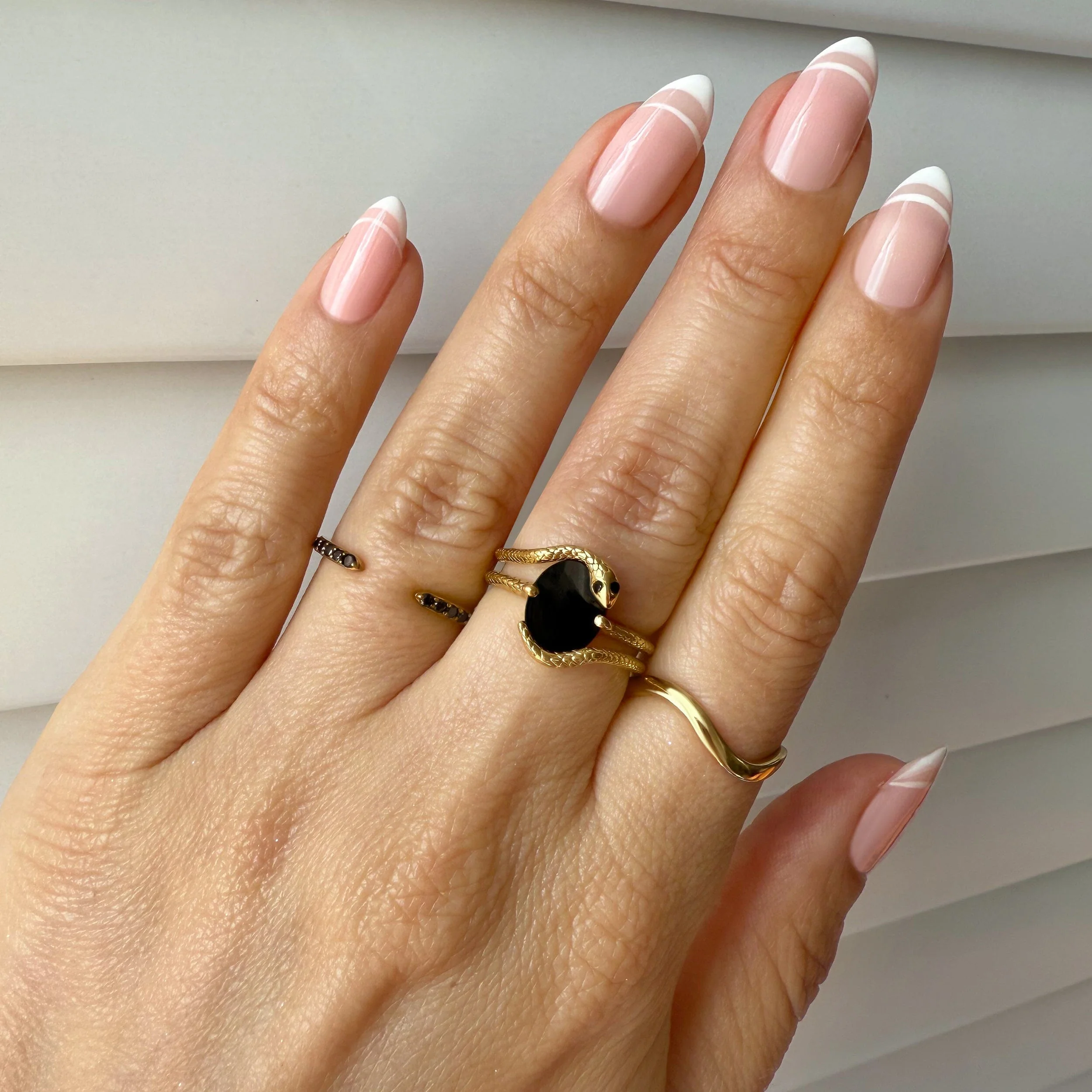 Black Onyx Serpent & Twinkling & Waves Rings - Image 4