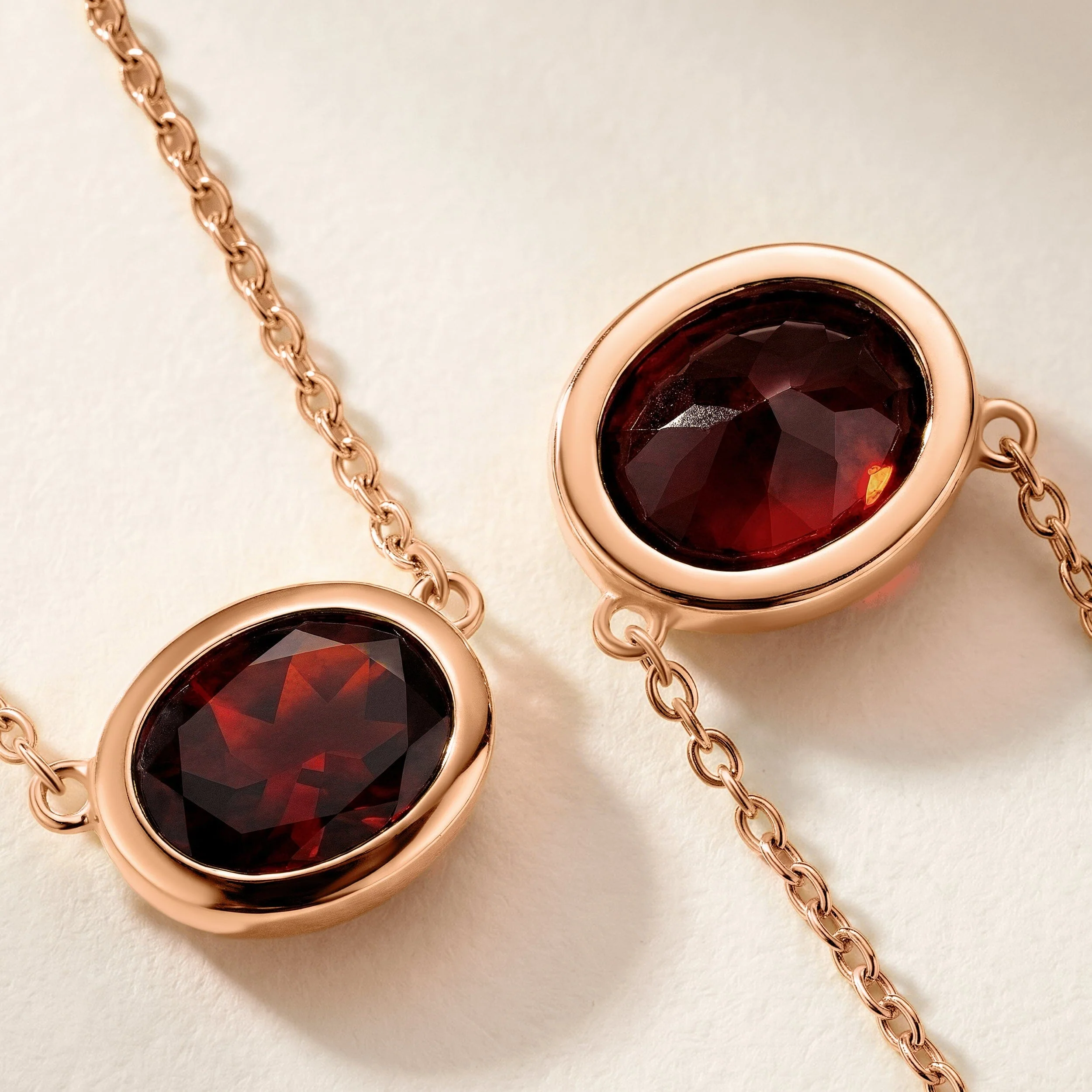 Garnet Necklace - Skin-Touch - Image 15