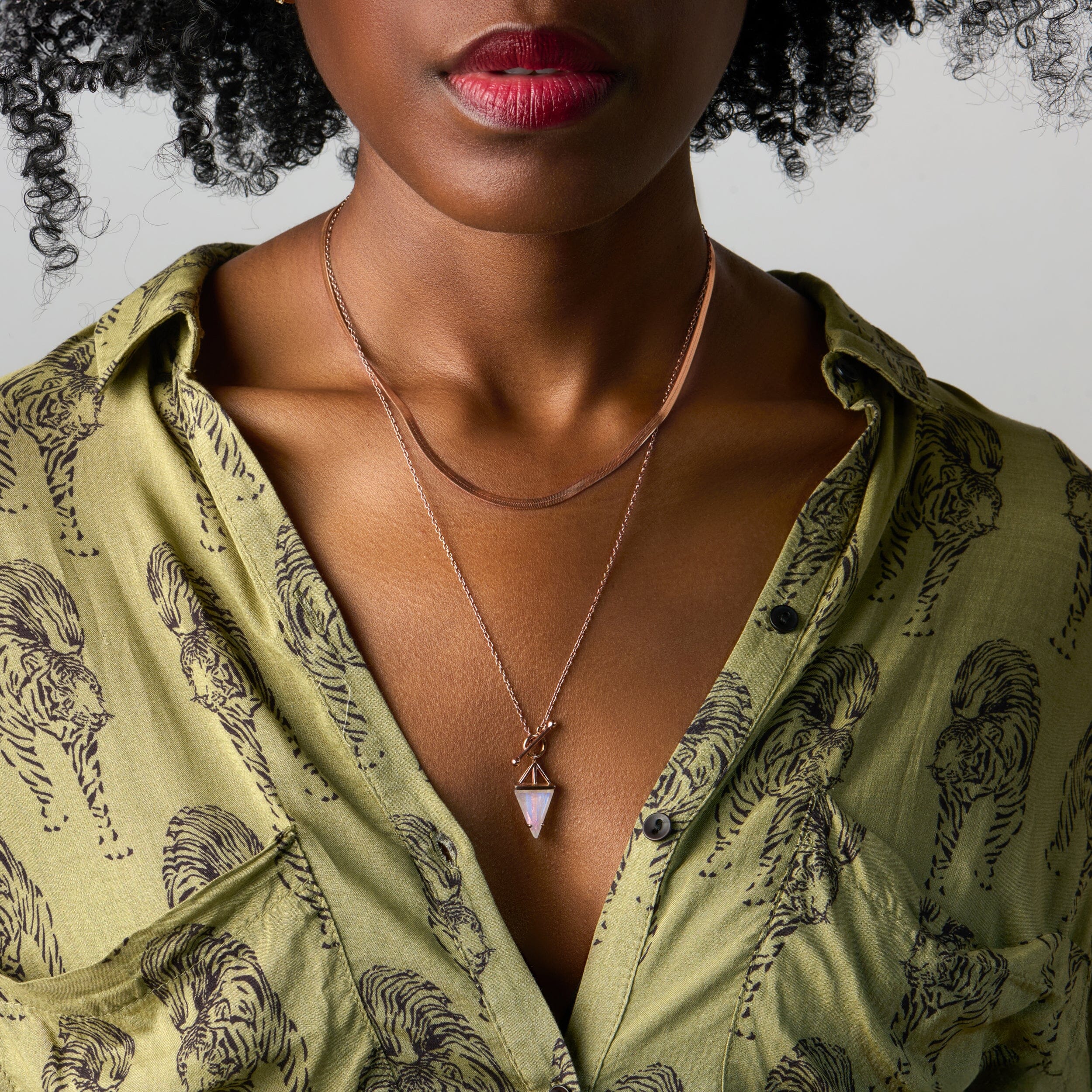 Moonstone Heroine T-Lock Necklace & Herringbone Chain - Image 4