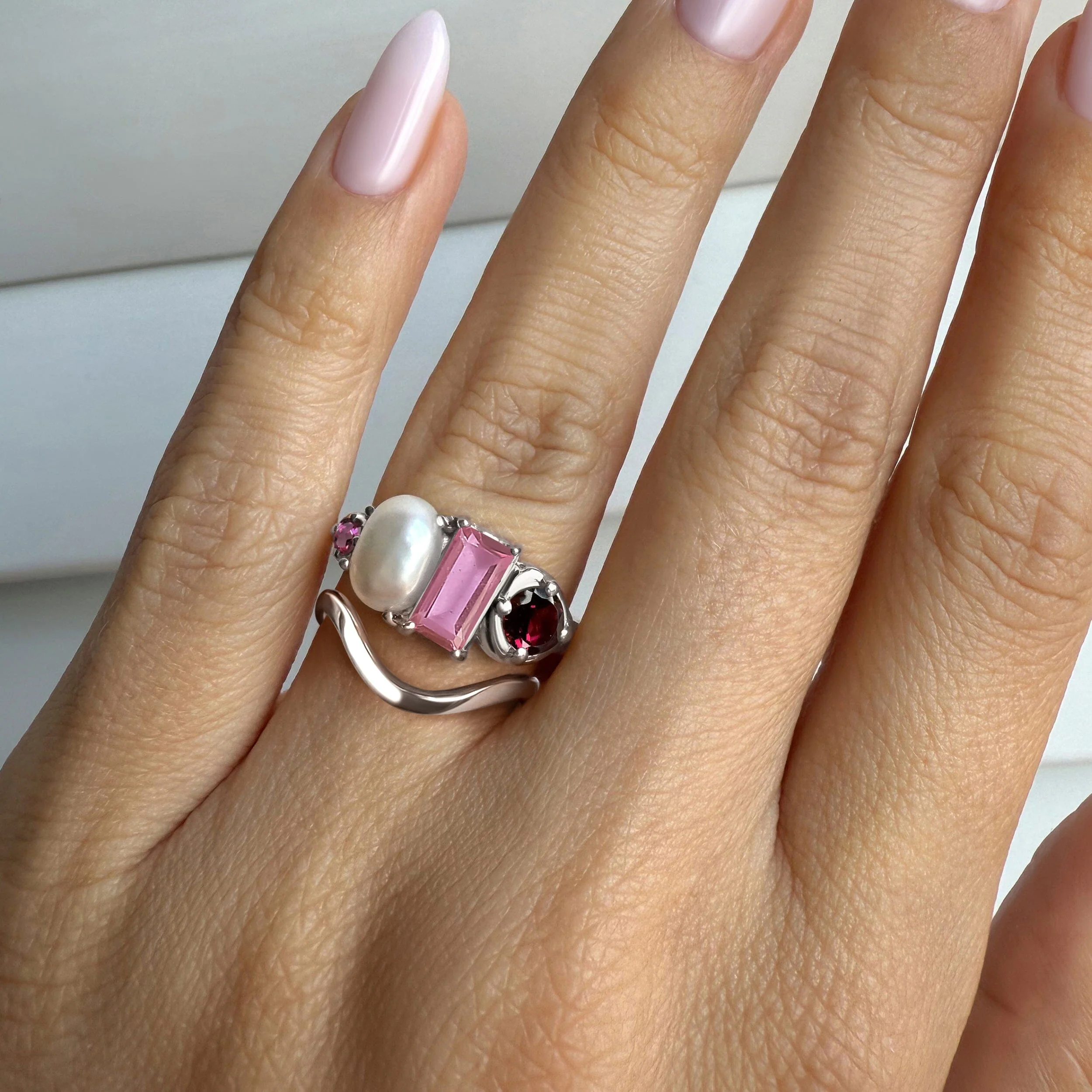 Rhodolite Garnet Treasure Ring & Waves Band - Image 21
