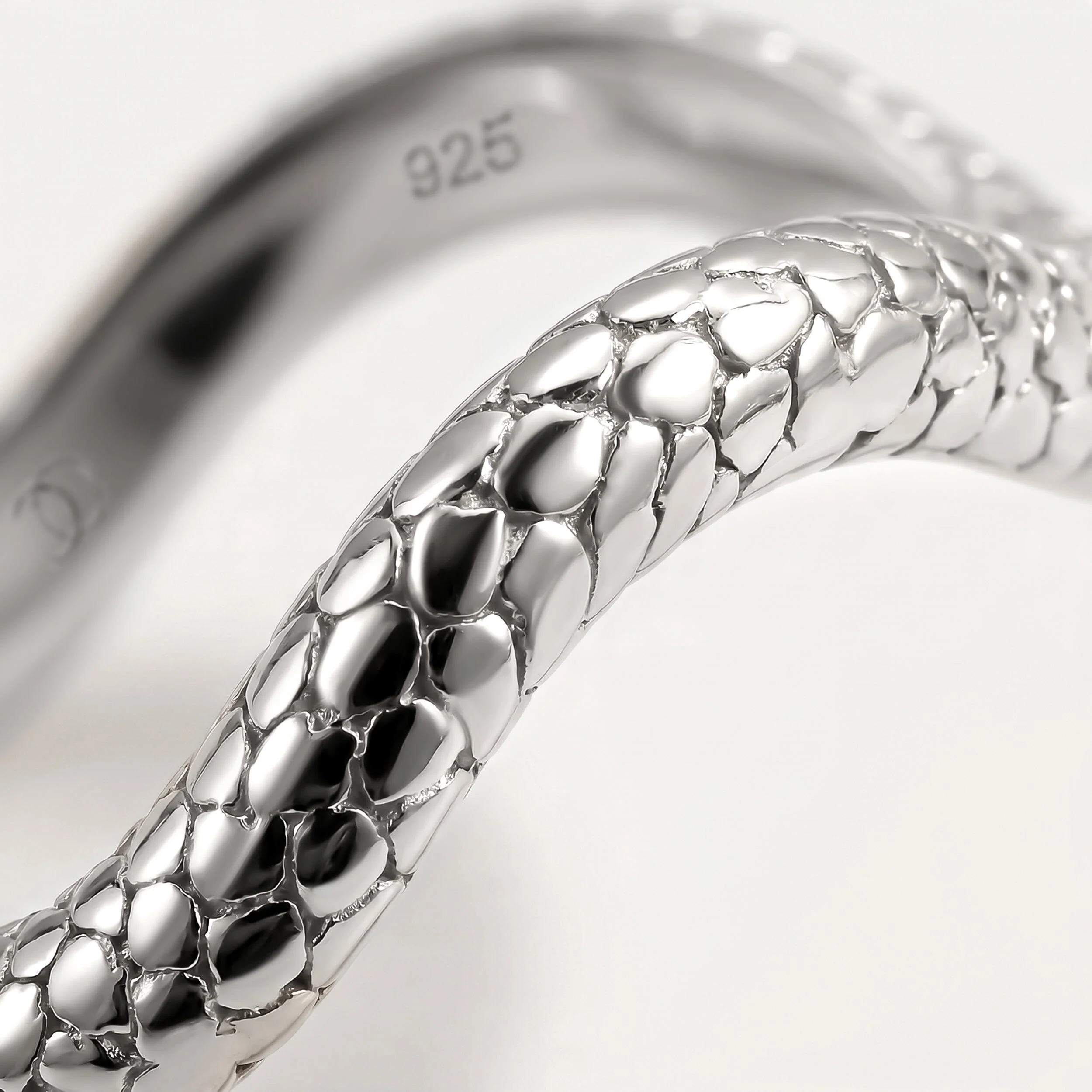 Ring Band - Serpent Waves - Image 9
