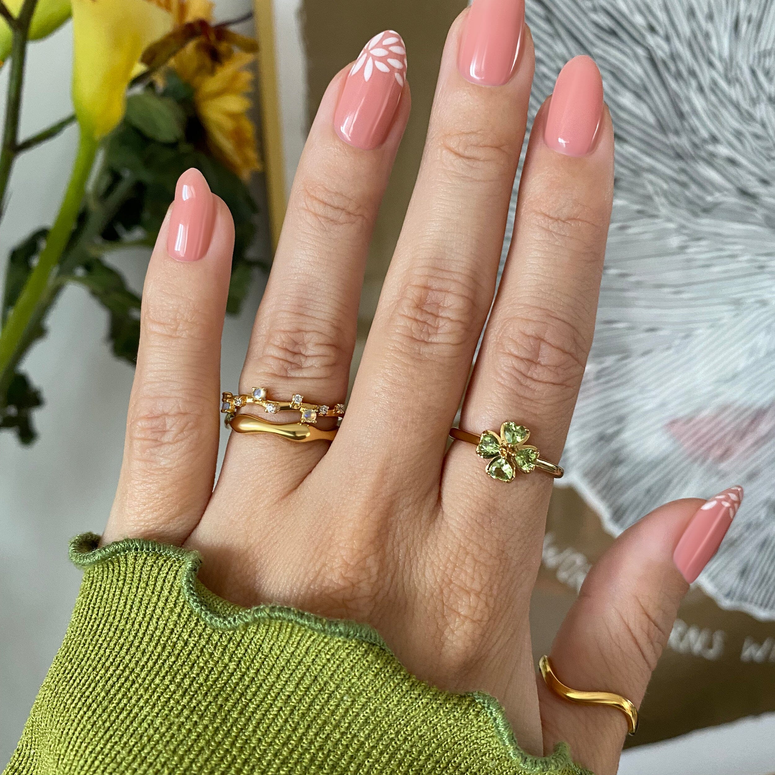 Shamrock Ring - Peridot - Image 9